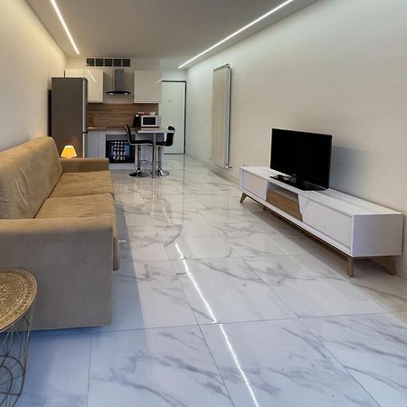 Charmant Studio Avec Vue Montagne Roquebrune-Cap-Martin Zewnętrze zdjęcie